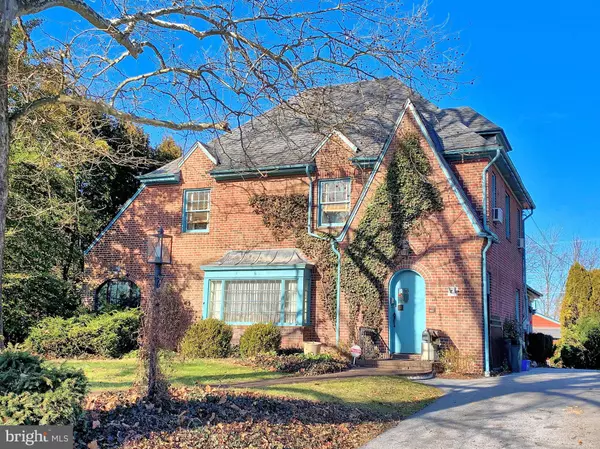 52 E BROADWAY, Gettysburg, PA 17325