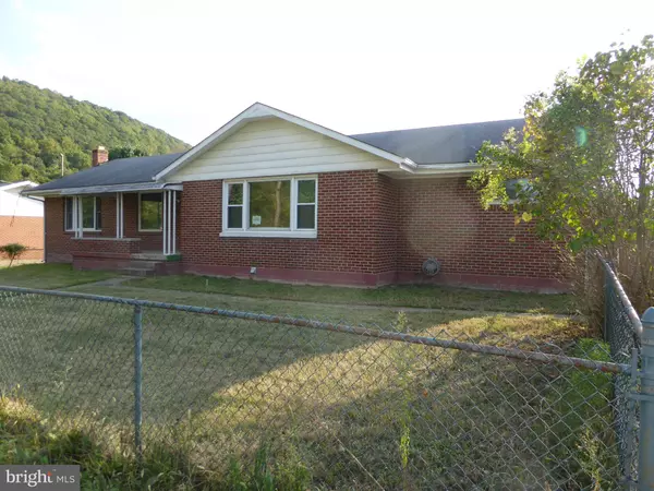 130 E EAGLE LN, Keyser, WV 26726