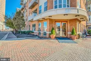 23 PIERSIDE DR #319, Baltimore, MD 21230