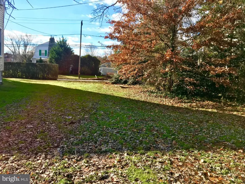 LOT 2 AMOSLAND RD, Norwood, PA 19074