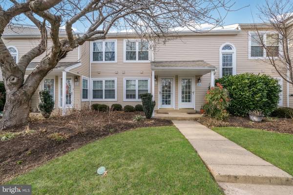 14012 BEACON HILL DR, Southampton, PA 18966