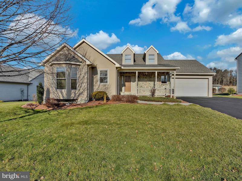 37 OLDE FORGE DR, Elizabethtown, PA 17022