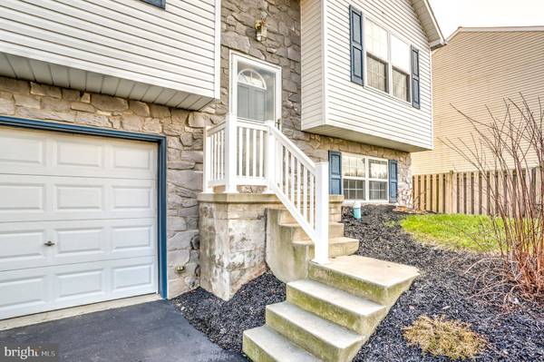 Bainbridge, PA 17502,101-L 29 SKIPJACK WAY