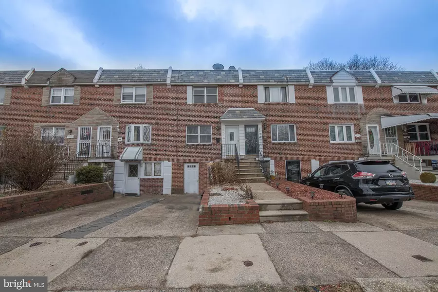 2426 S ARCOLA ST, Philadelphia, PA 19153