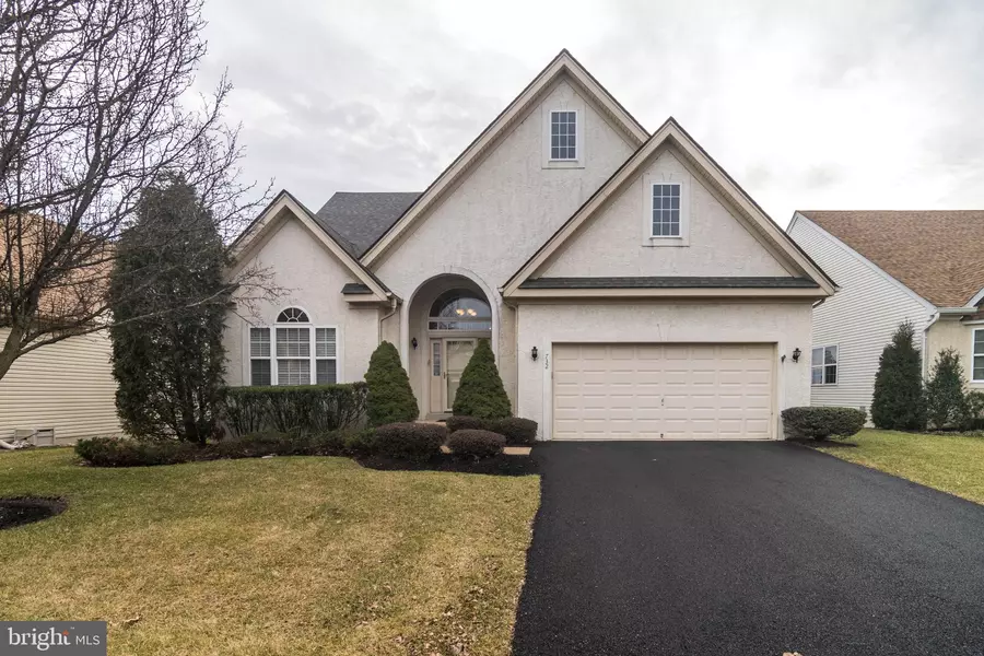 732 S SETTLERS CIR, Warrington, PA 18976