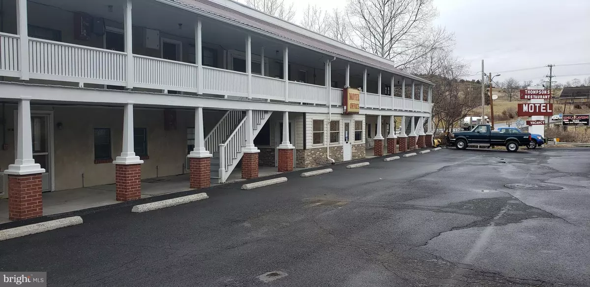 Franklin, WV 26807,THOMPSON'S MOTEL INC. RT 220/33