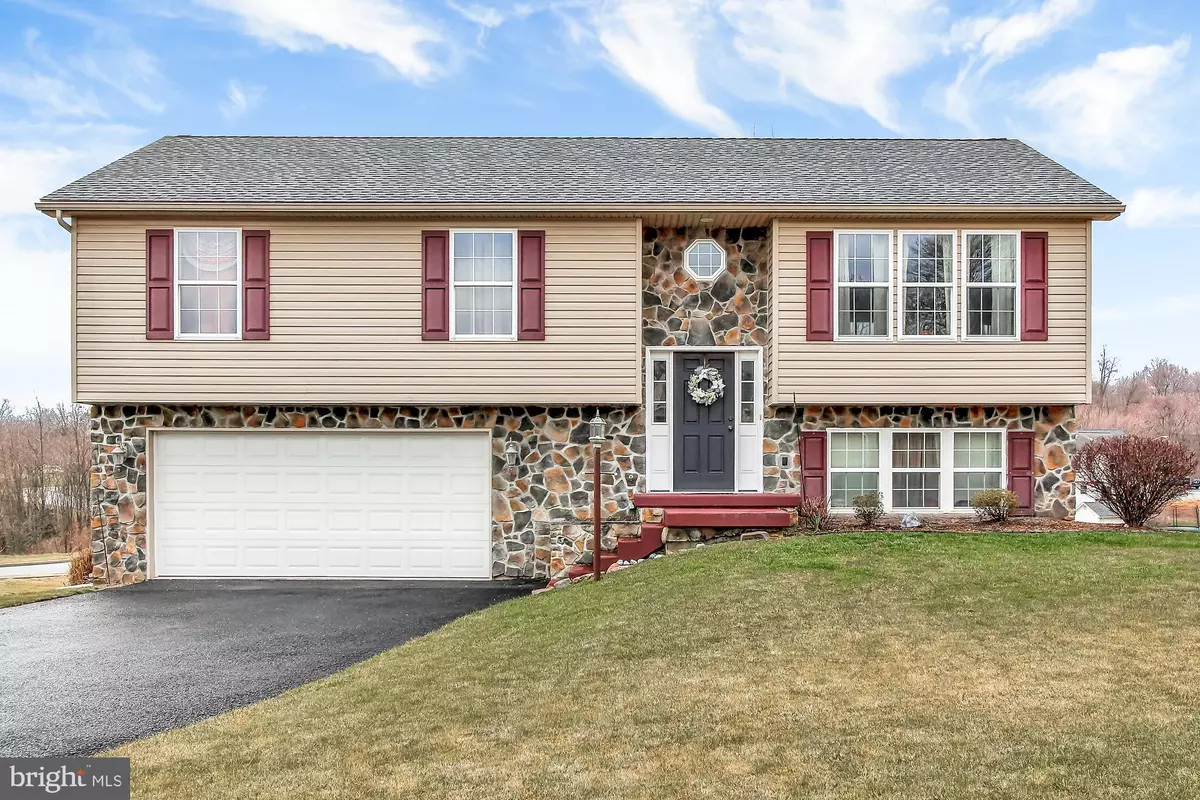 Harrisburg, PA 17111,558 LIBERTY CT