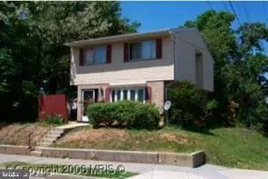 5050 CALL PL SE, Washington, DC 20019