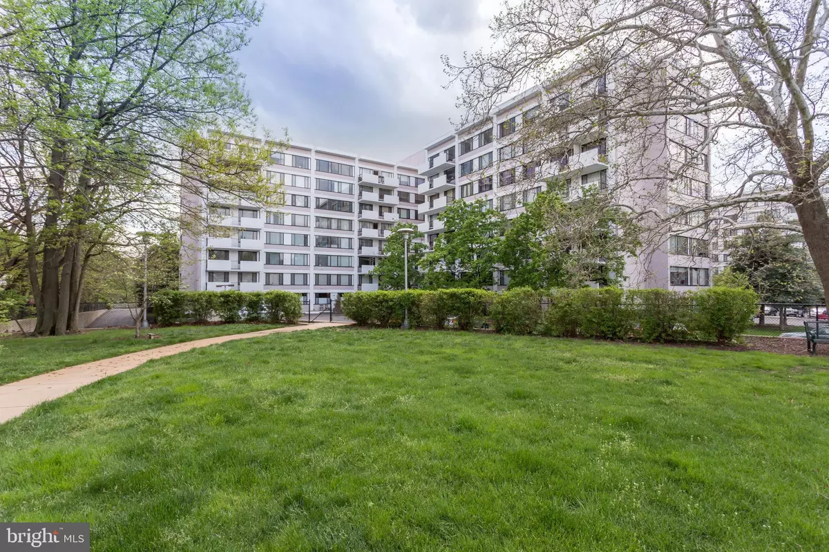 Arlington, VA 22203,4501 ARLINGTON BLVD #330