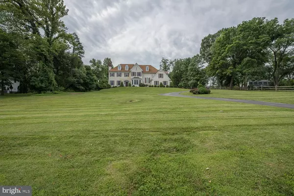 Villanova, PA 19085,1909 FIRETHORN LN