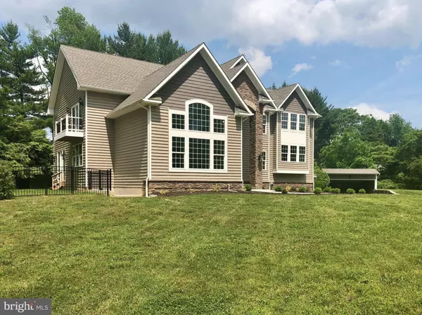 Huntingdon Valley, PA 19006,593 NEWELL DR