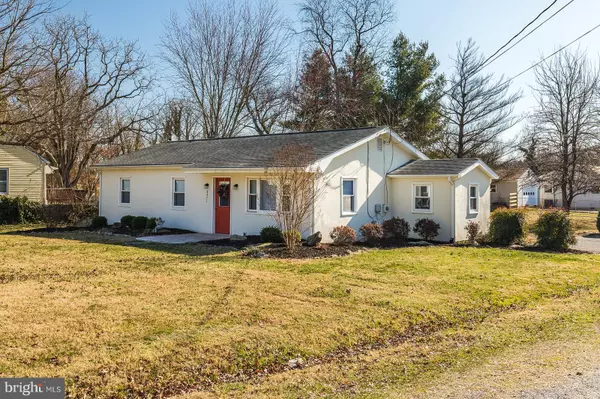 8471 RENALDS AVE, Marshall, VA 20115