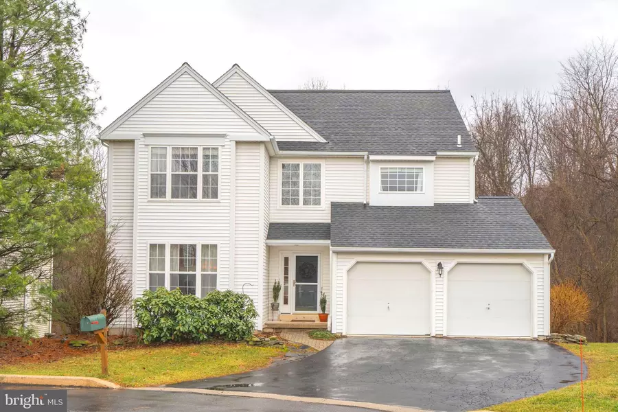 458 CARPENTERS COVE LN, Downingtown, PA 19335