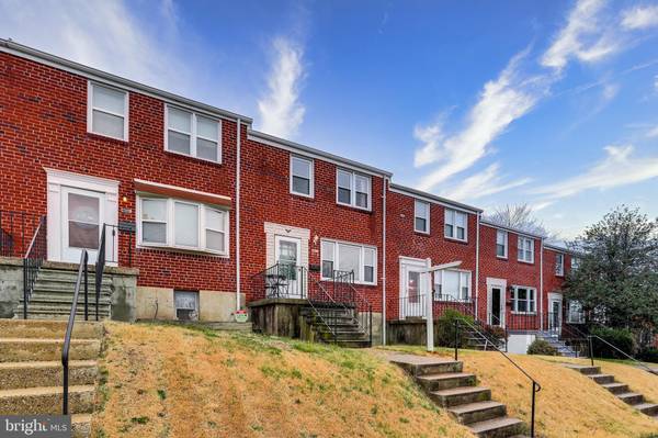 4833 CARMELLA DR, Baltimore, MD 21227