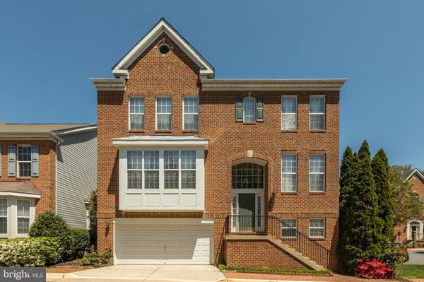 12440 RED PATCH LN, Fairfax, VA 22033