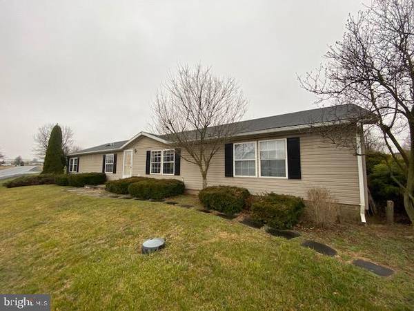 44 TEAL RD, Martinsburg, WV 25405