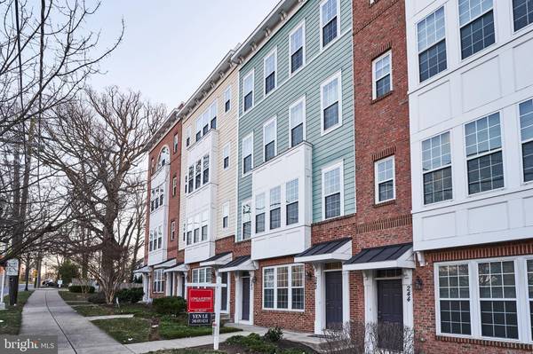 242 N SUMMIT AVE #21, Gaithersburg, MD 20877