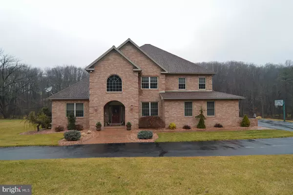 Mohnton, PA 19540,728 FAIRMONT AVE