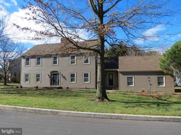 1130 STONEGATE RD, Hummelstown, PA 17036