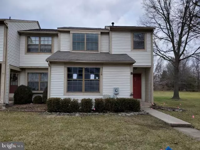 8 BURGUNDY DR, Marlton, NJ 08053