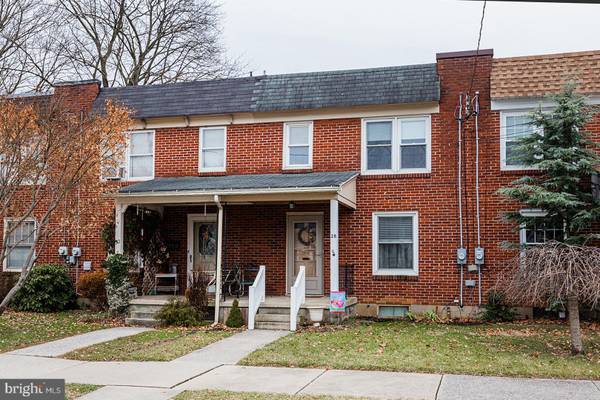 28 S FULTON ST, Manheim, PA 17545