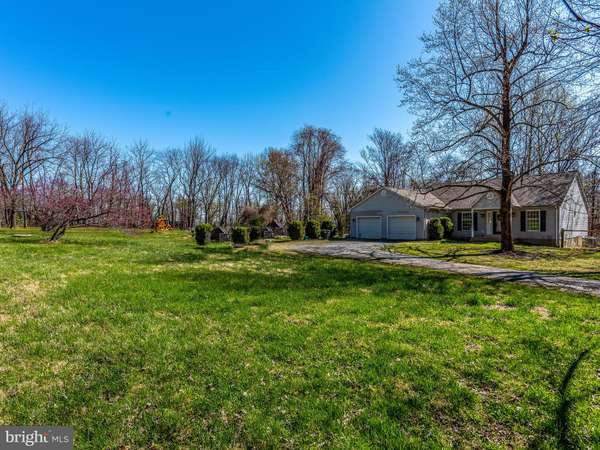 12680 MOUNTAIN RD, Lovettsville, VA 20180