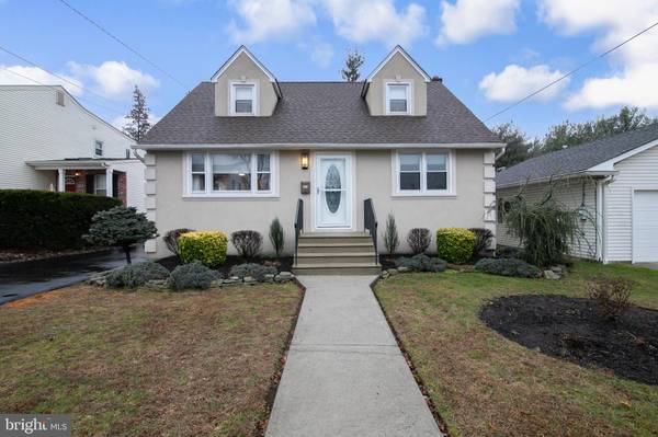 428 ROBERTS AVE, Bellmawr, NJ 08031