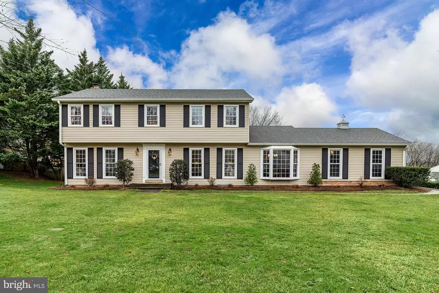 1734 CREEK CROSSING RD, Vienna, VA 22182