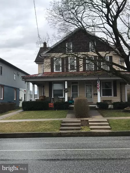 304 W CHERRY ST, Palmyra, PA 17078