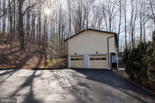 Mohnton, PA 19540,58 CLINTON DR