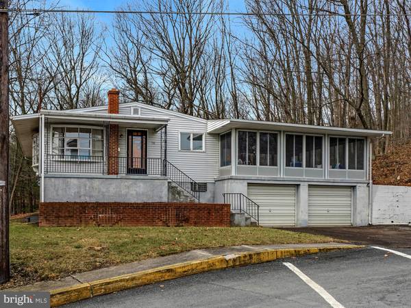 75 N 4TH ST, Cressona, PA 17929