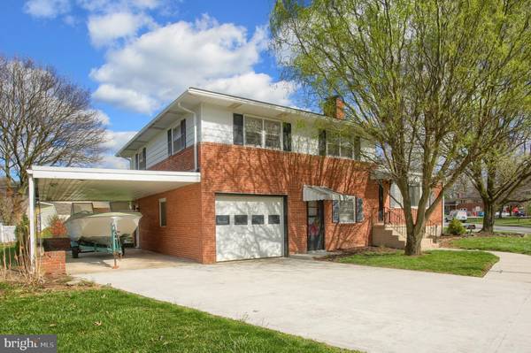 101 PINE SPRINGS BLVD, York, PA 17408