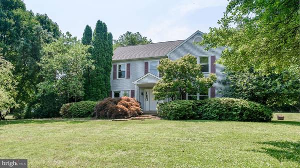 716 FEATHERBED LN, Garnet Valley, PA 19060