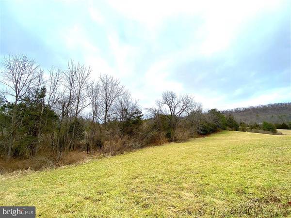 Maurertown, VA 22644,120 HUNT CLUB LN