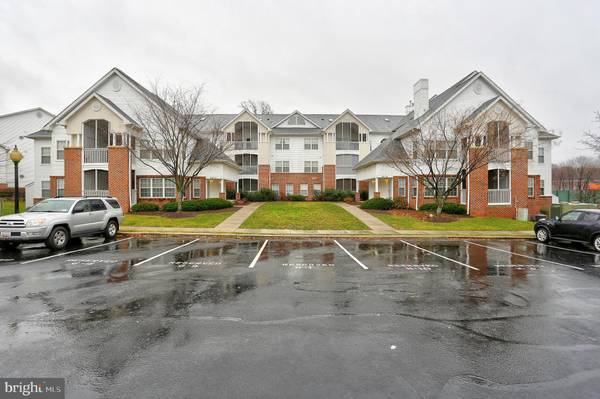 6612 LAKE PARK DR #203, Greenbelt, MD 20770