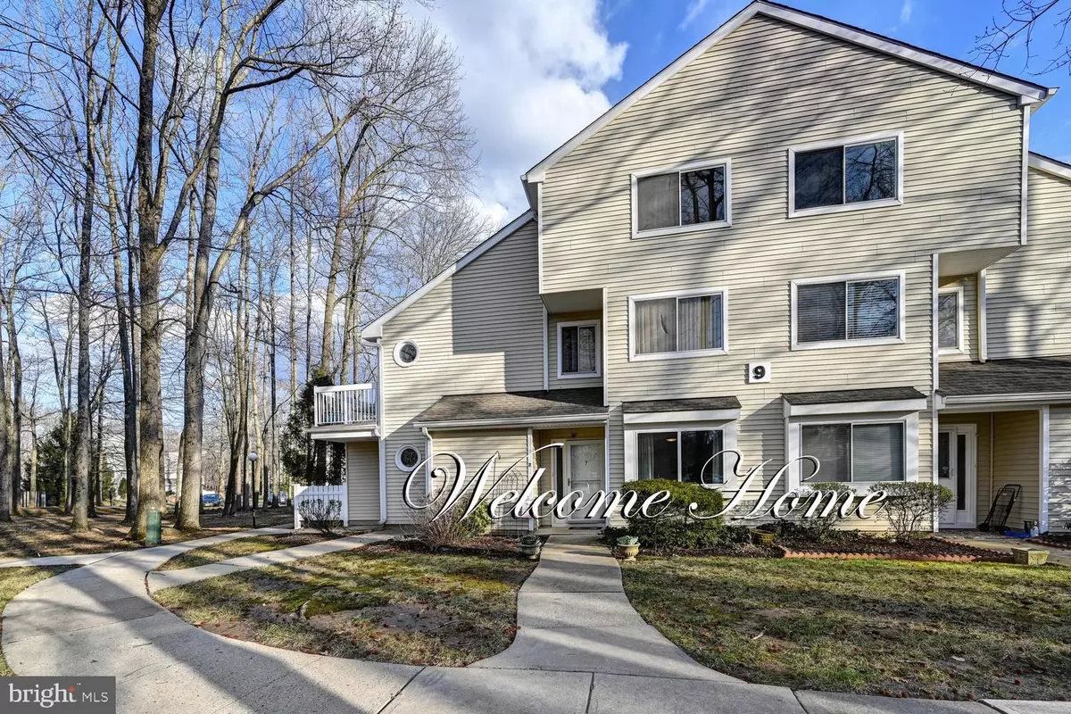 Monmouth Junction, NJ 08852,7 SWEETGUM LN