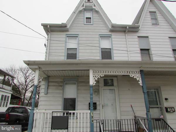 122 E MARKET ST, Schuylkill Haven, PA 17972