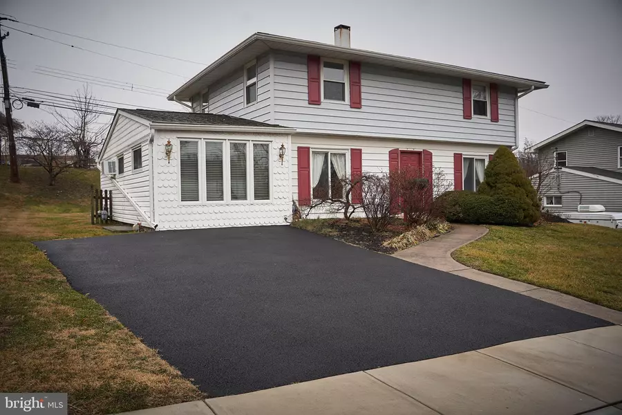 129 TERRACE RD, Levittown, PA 19056