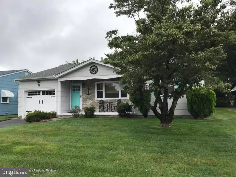 74 BRAKENBURY DR, Toms River, NJ 08757