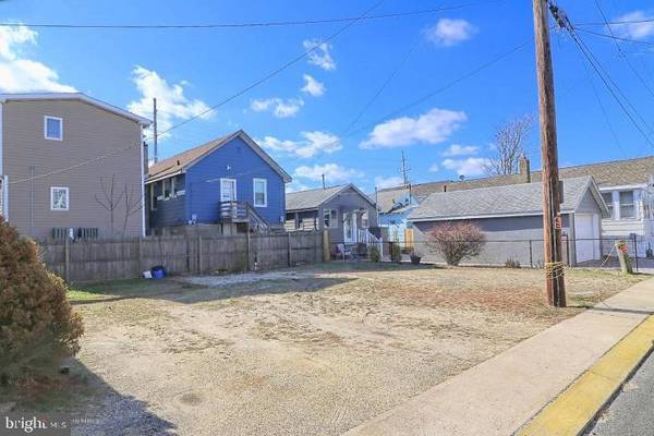 217 BAY TER, Seaside Heights, NJ 08751