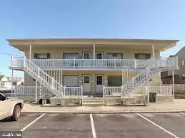 216 W 3RD AVE, Wildwood, NJ 08260