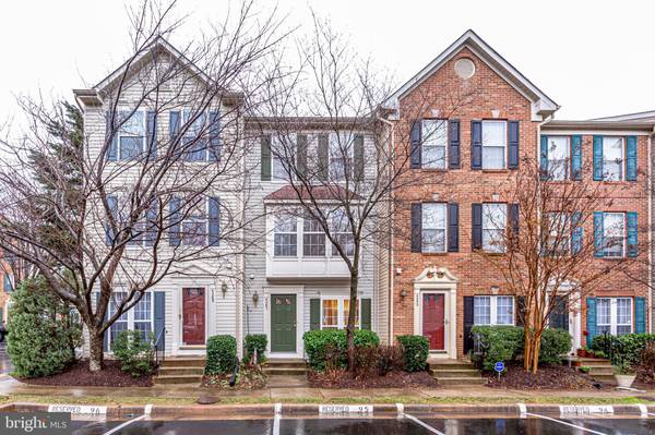 4391 SUTLER HILL SQ, Fairfax, VA 22033