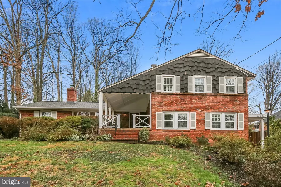 6306 WATERWAY DR, Falls Church, VA 22044