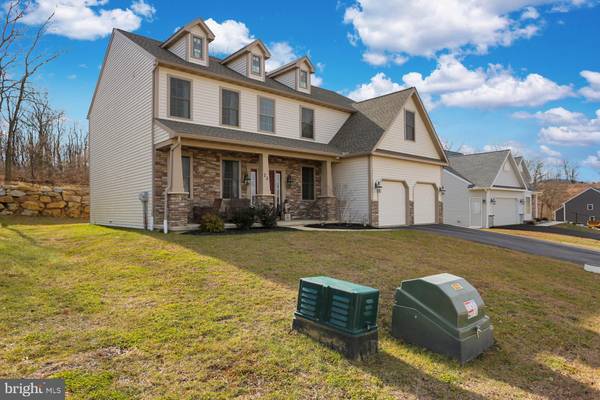 Sinking Spring, PA 19608,25 STELLA DR