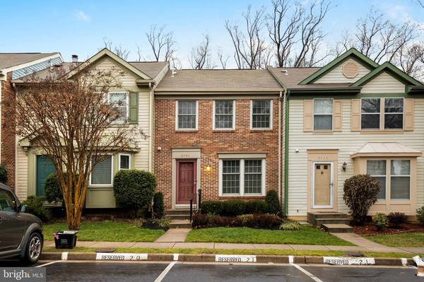 3741 MAZEWOOD LN, Fairfax, VA 22033