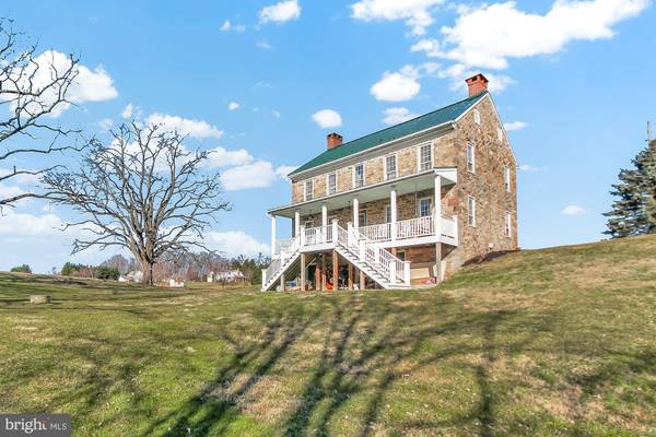 Spring Grove, PA 17362,6115 PAHAGACO RD