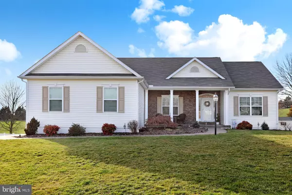 696 RIVANNA RUN, Falling Waters, WV 25419