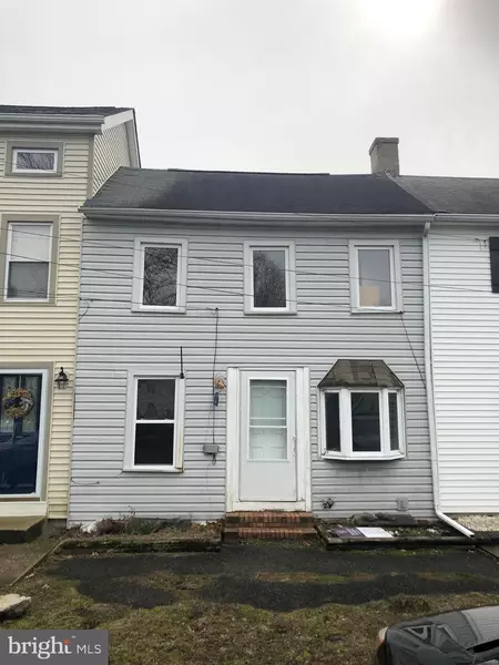 215 WASHINGTON ST, Delaware City, DE 19706