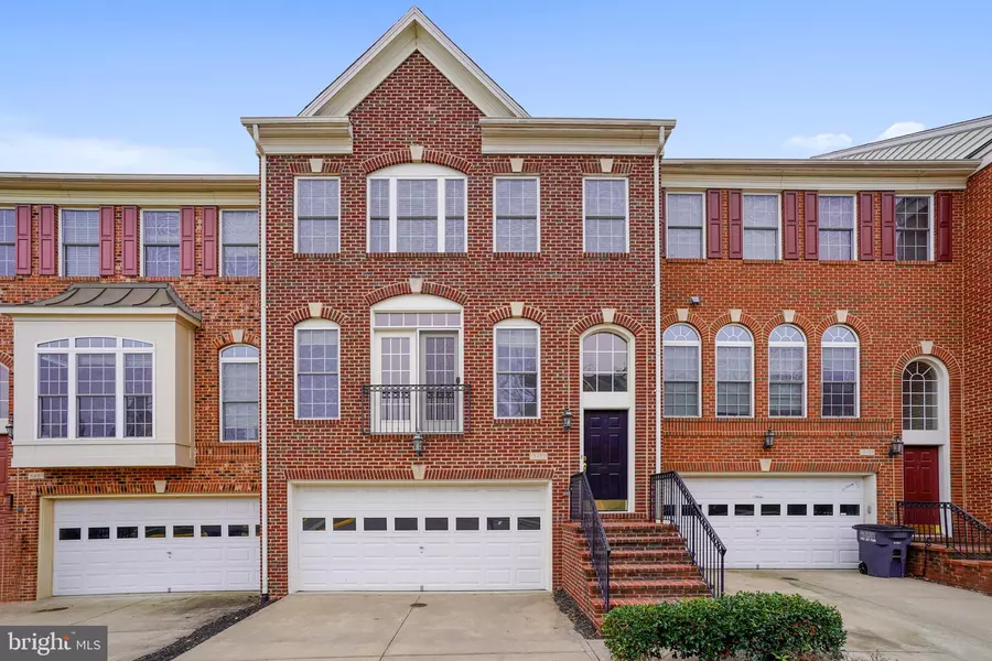 16458 STEERAGE CIR, Woodbridge, VA 22191