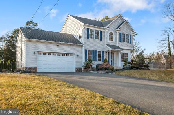 12 STOYK RD, Cream Ridge, NJ 08514